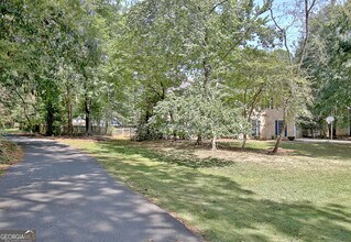 101 Kimmer Rd in Peachtree City, GA - Building Photo - Building Photo