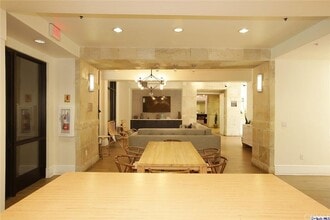 24507 Town Center Dr, Unit 7419 in Santa Clarita, CA - Building Photo - Building Photo