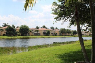 7896 Picklewood Park Dr, Unit 409 in Boynton Beach, FL - Building Photo - Building Photo