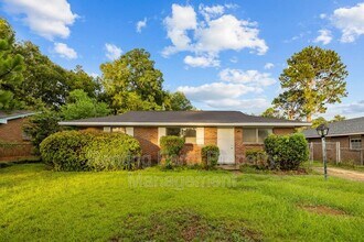426 Brookview Dr in Montgomery, AL - Building Photo - Building Photo