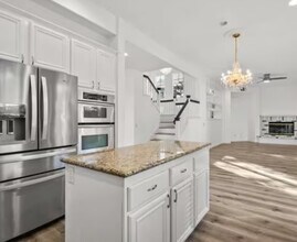 23536 Summerglen Pl in Santa Clarita, CA - Building Photo - Building Photo