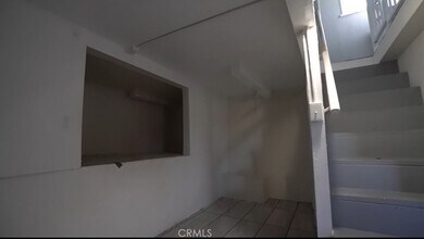 1011 Laguna Ave in Los Angeles, CA - Building Photo - Building Photo