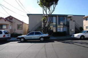 315 Lux Ave in South San Francisco, CA - Building Photo