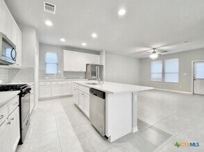 816 Alta Wy in Leander, TX - Building Photo - Building Photo