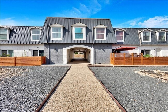 property at 300 E Croslin St