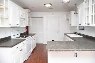 112 Golf Course Dr in Crestview, FL - Building Photo - Building Photo