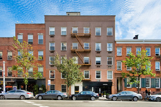 34 8th Ave in New York, NY - Building Photo - Building Photo