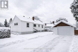 61 Hart Ave in Toronto, ON - Building Photo