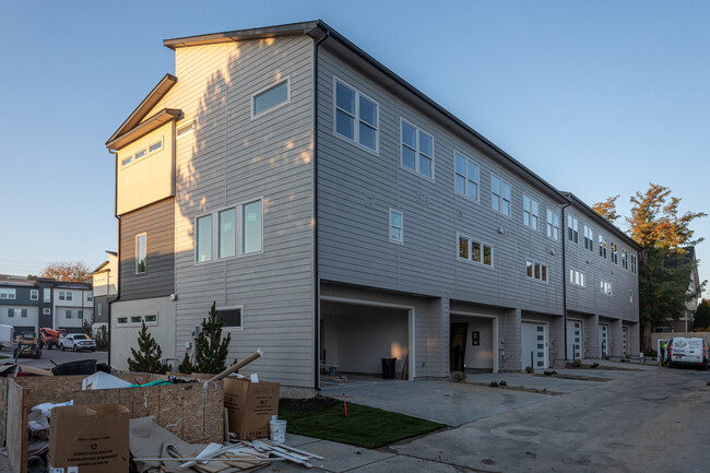 Bradbury Luxury Townhomes in Boise, ID - Foto de edificio - Building Photo