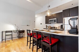 248 Market St in Philadelphia, PA - Building Photo - Building Photo