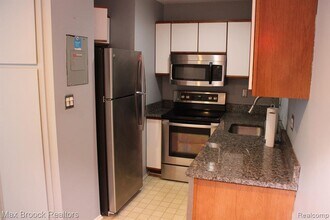 150 Bird Ave in Birmingham, MI - Building Photo - Building Photo