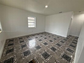 1511 NW 45th St in Miami, FL - Building Photo