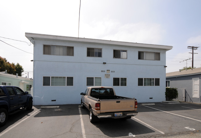 11937 Jefferson Blvd in Culver City, CA - Building Photo - Building Photo