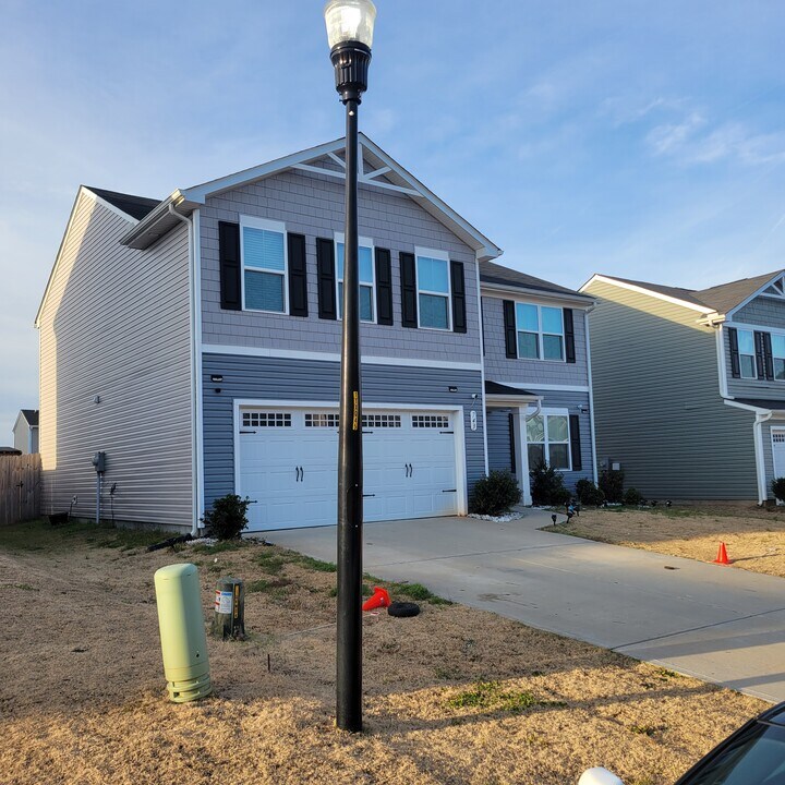 743 Jacobs Trl in Inman, SC - Building Photo