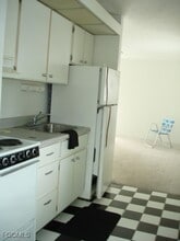 8140 Country Rd in Ft. Myers, FL - Building Photo - Building Photo