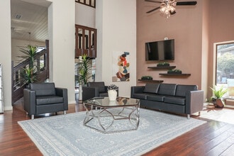 Lakeside Apartments in Dallas, TX - Foto de edificio - Interior Photo