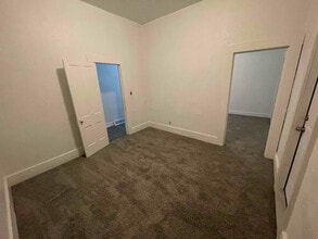 307 S James St in Ludington, MI - Building Photo - Building Photo