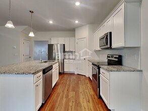 107 Cooper Dr in Summerville, SC - Building Photo - Building Photo