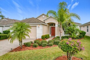 2250 Chinaberry Cir SE in Palm Bay, FL - Building Photo