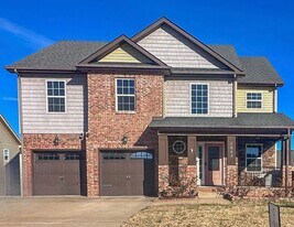 1069 Castlerock Dr in Clarksville, TN - Building Photo