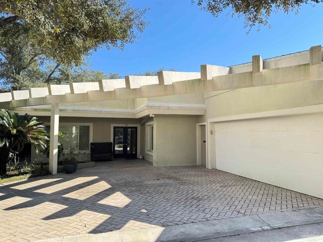 property at 16 Highpoint Dr