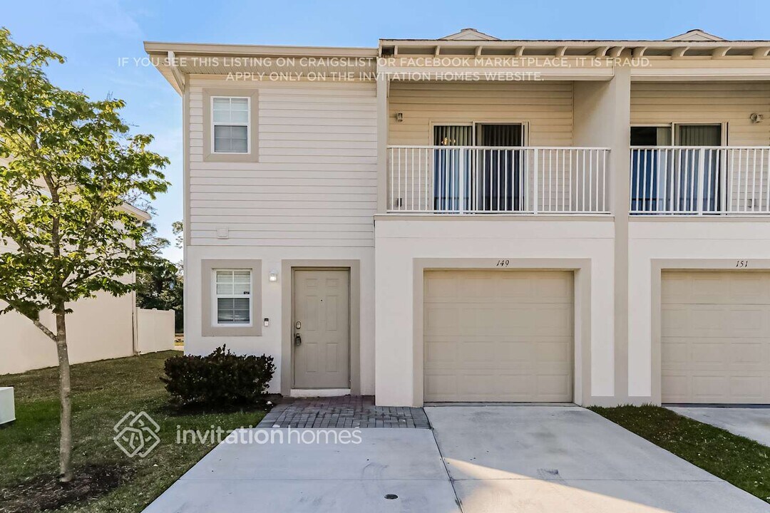 149 Carol Susan Ln in Fort Pierce, FL - Building Photo