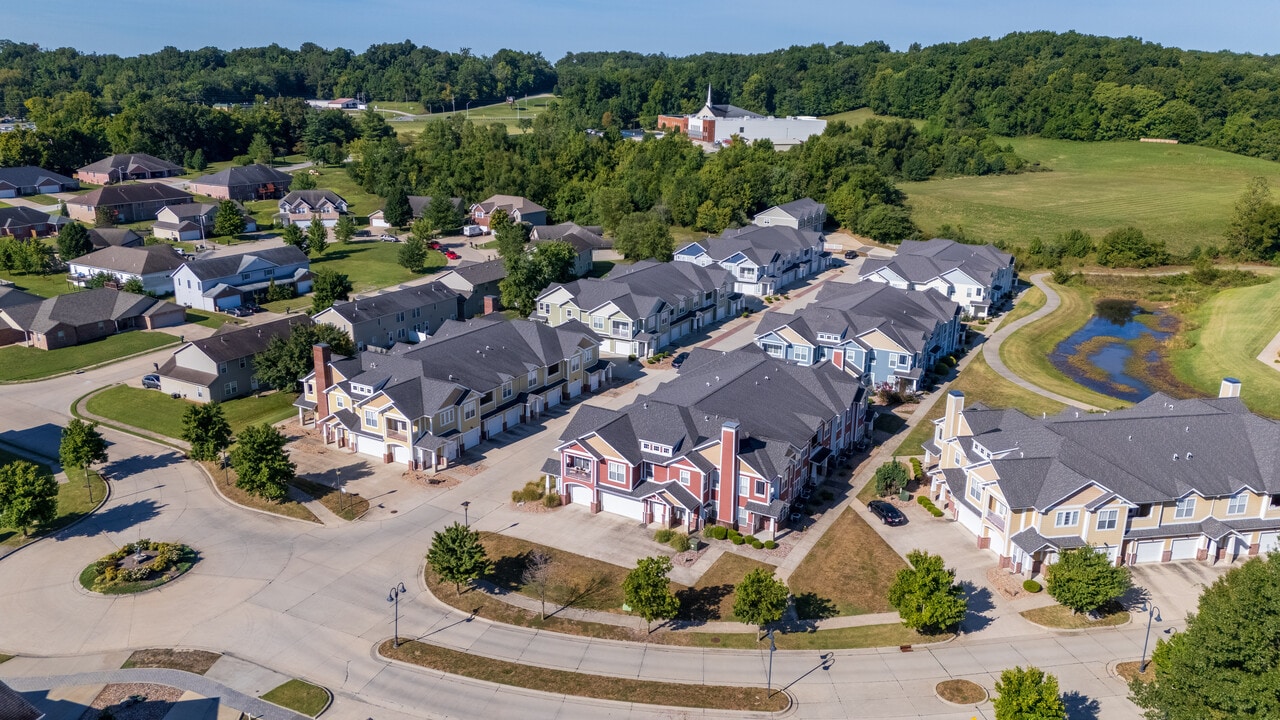 2015 Walden Pond Way in Cape Girardeau, MO - Building Photo