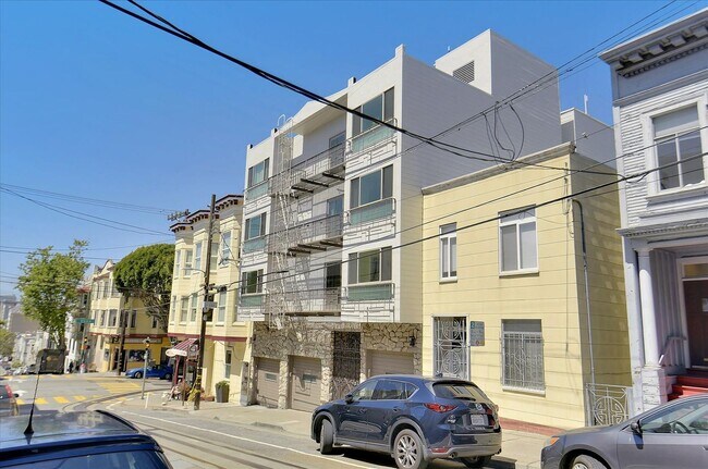 1390 Jackson