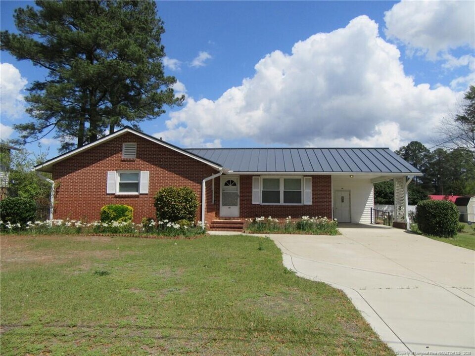 861 Brighton Rd in Fayetteville, NC - Building Photo