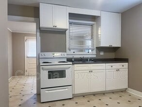 211 N Pliney Cir in Simpsonville, SC - Building Photo - Building Photo