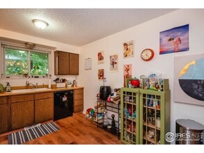 824 Meeker St in Longmont, CO - Foto de edificio - Building Photo