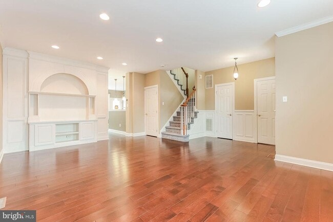 53 Malsbury St in Trenton, NJ - Building Photo - Building Photo