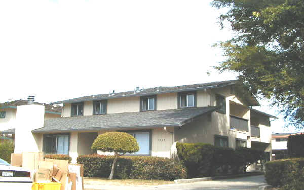 3135 Impala Dr in San Jose, CA - Foto de edificio - Building Photo