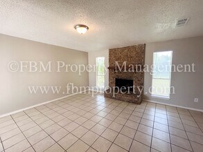 1401 Old Bardwell Rd in Ennis, TX - Building Photo - Building Photo