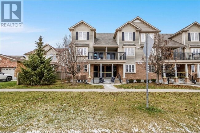 604 Woodlawn Rd E