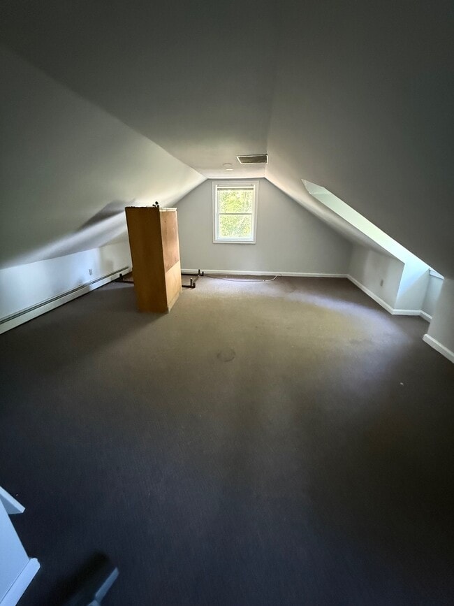 79 Frank Ave, Unit Apt. A in South Kingstown, RI - Building Photo - Building Photo