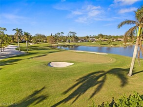 413 Augusta Blvd in Naples, FL - Building Photo - Building Photo
