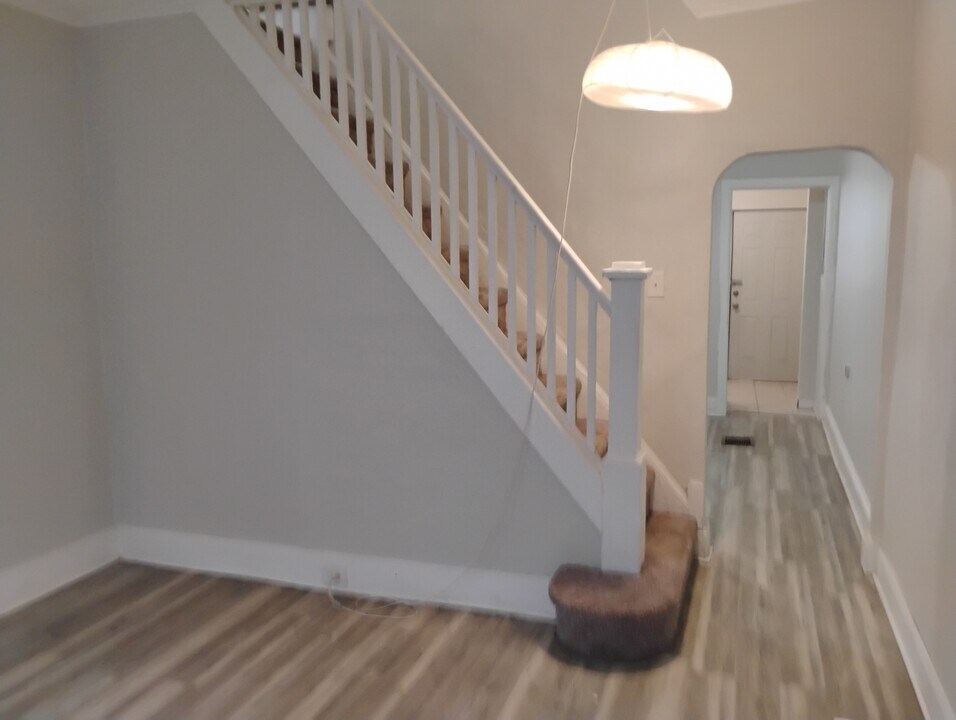 2546 E Dauphin St in Philadelphia, PA - Building Photo