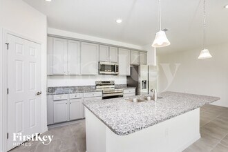 1169 Spokane Pt in Kissimmee, FL - Foto de edificio - Building Photo