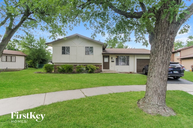 property at 5144 Oakwood Ct