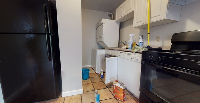 350 Allston St, Unit 360 Allston in Cambridge, MA - Building Photo - Building Photo