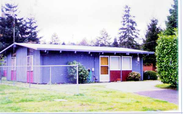 1712 5th Ave SW in Puyallup, WA - Foto de edificio - Building Photo