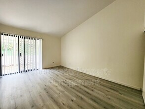 12823 Camino de Ln in San Diego, CA - Building Photo - Building Photo