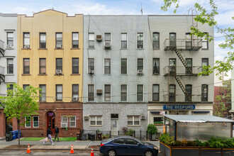 112 Bedford Ave in Brooklyn, NY - Building Photo - Building Photo