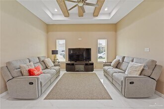 1609 Chapel Hl in Edinburg, TX - Building Photo - Building Photo