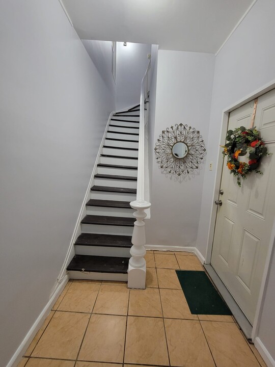 1910 West St, Unit Apt #1 (1st flr duplex) in Union City, NJ - Building Photo