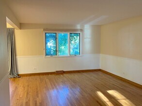 2720 Kincaid Dr, Unit 1908 in Woodridge, IL - Building Photo - Building Photo