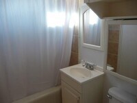 1036 Louise St photo'