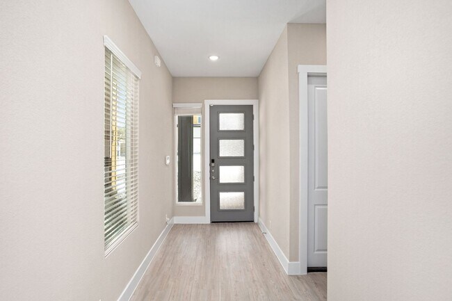 11831 Zarkava Way in Shavano Park, TX - Building Photo - Building Photo