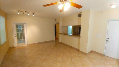 6640 W Sample Rd in Coral Springs, FL - Building Photo - Building Photo
